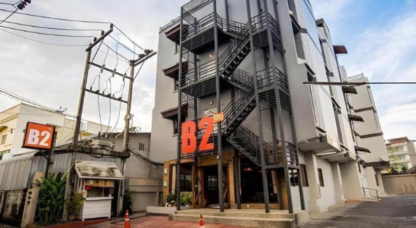 B2清莱夜市精品经济型酒店 外观 照片